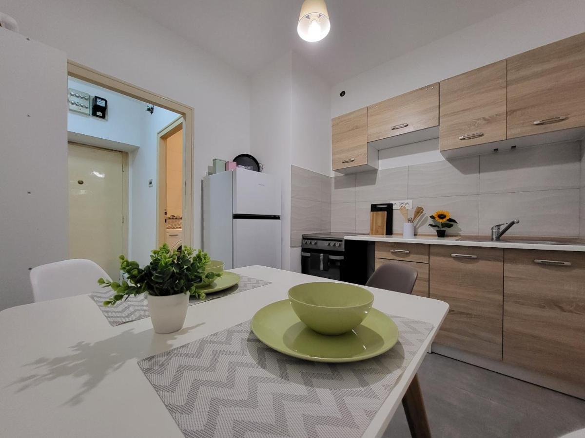 Cozy Apartment With Balcony 10 Min From The Beach Rijeka Exterior foto
